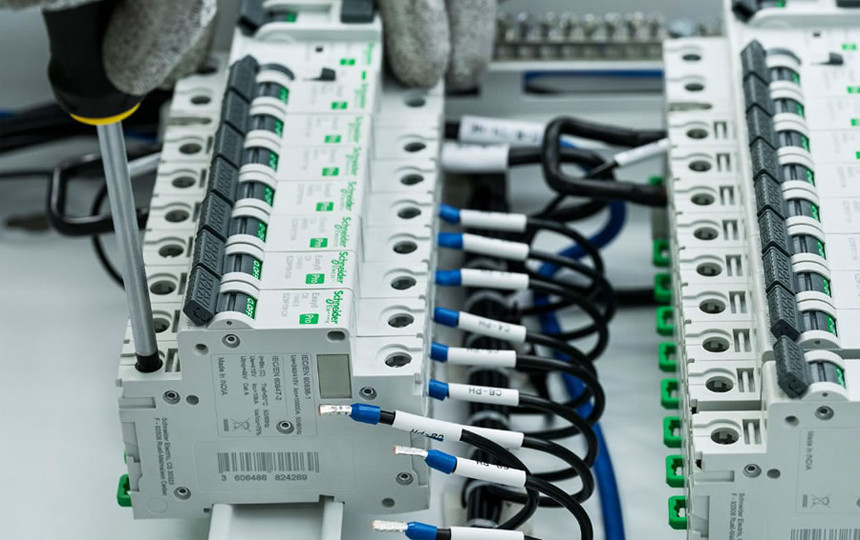Schneider Electric Easy9 Pro gyors szerelés, biztonságos kivitel - Vilszershop.hu