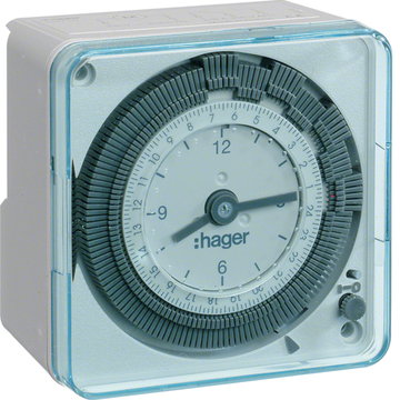 HAGER Analóg kompakt napi kapcsolóóra, 1 váltó, 16A, 20perc/kapcs., járási tartalékkal (EH711)
