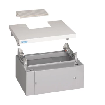 HAGER Quadro 4 tetőpanel és lábazat IP40 370mm széles (FC445)