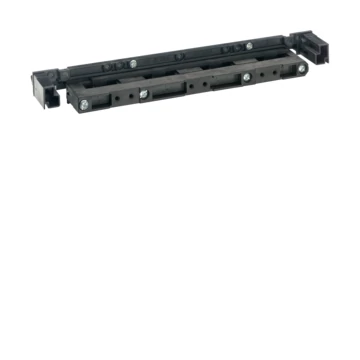 HAGER Quadro lapos síntartó 160-630A, 4P, 30x10mm sínméretig (UC820)