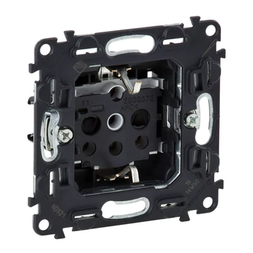 LEGRAND Valena InMatic 2P+F csatlakozóaljzat mechanizmus biztonsági zsaluval, csavaros vezetékbekötéssel (753024)