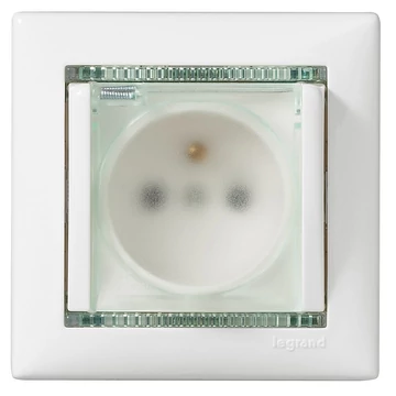 LEGRAND Valena IP44 2P+F csatlakozóaljzat csapófedéllel, fehér (774220)