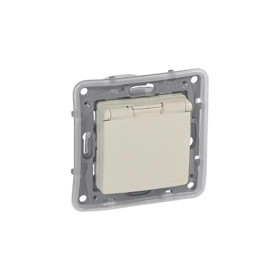 LEGRAND Niloé 2P+F aljzat IP44 biztonsági zsaluval, bézs (764631)