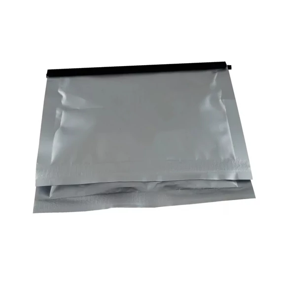 TRACON Kiöntőgyanta, fekete, 197gr, 150ml (KGY-150)